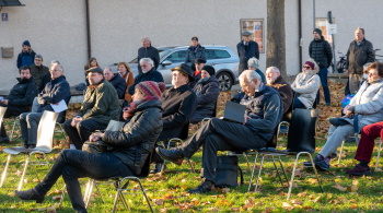 Teilnehmer/innen an der Gedenkveranstaltung Teilnehmer/innen an der Gedenkveranstaltung